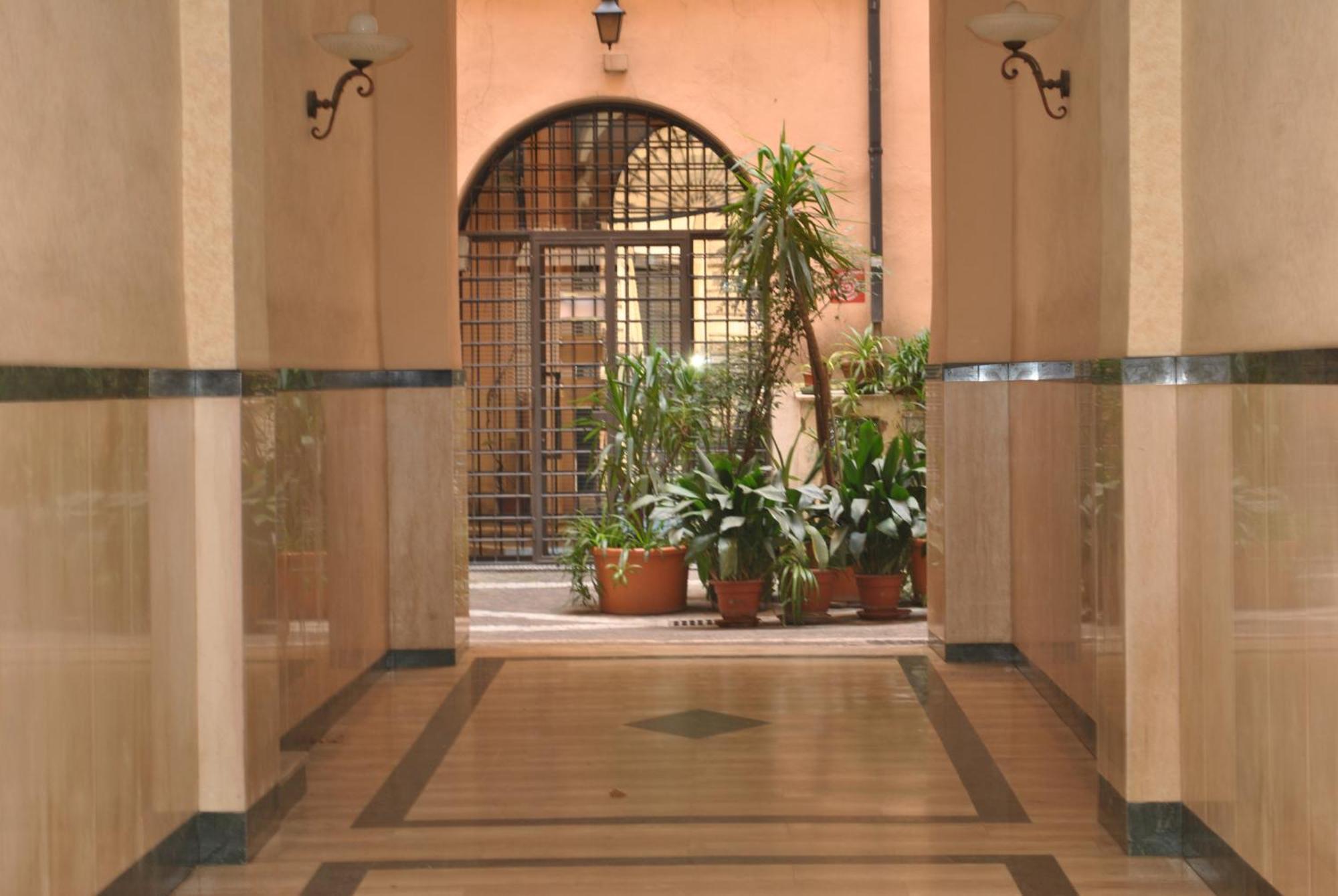 Simon'S Place Roma Dış mekan fotoğraf